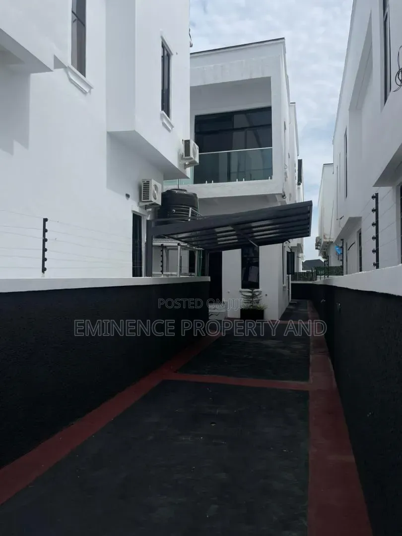 4bdrm Duplex in Ikate for rent in Ikate