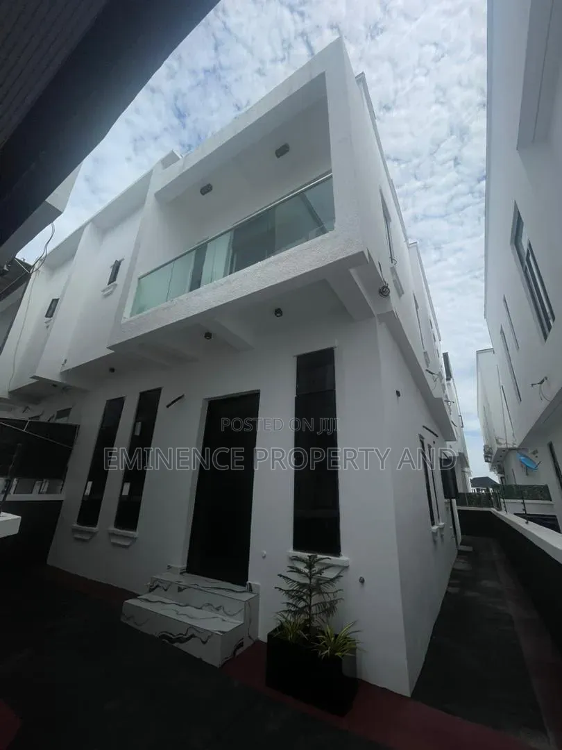 4bdrm Duplex in Ikate for rent in Ikate