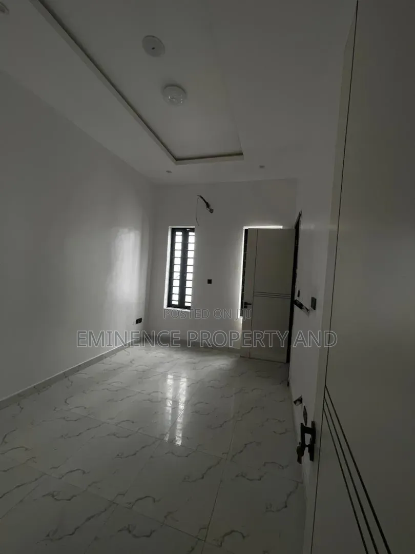 4bdrm Duplex in Ikate for rent in Ikate