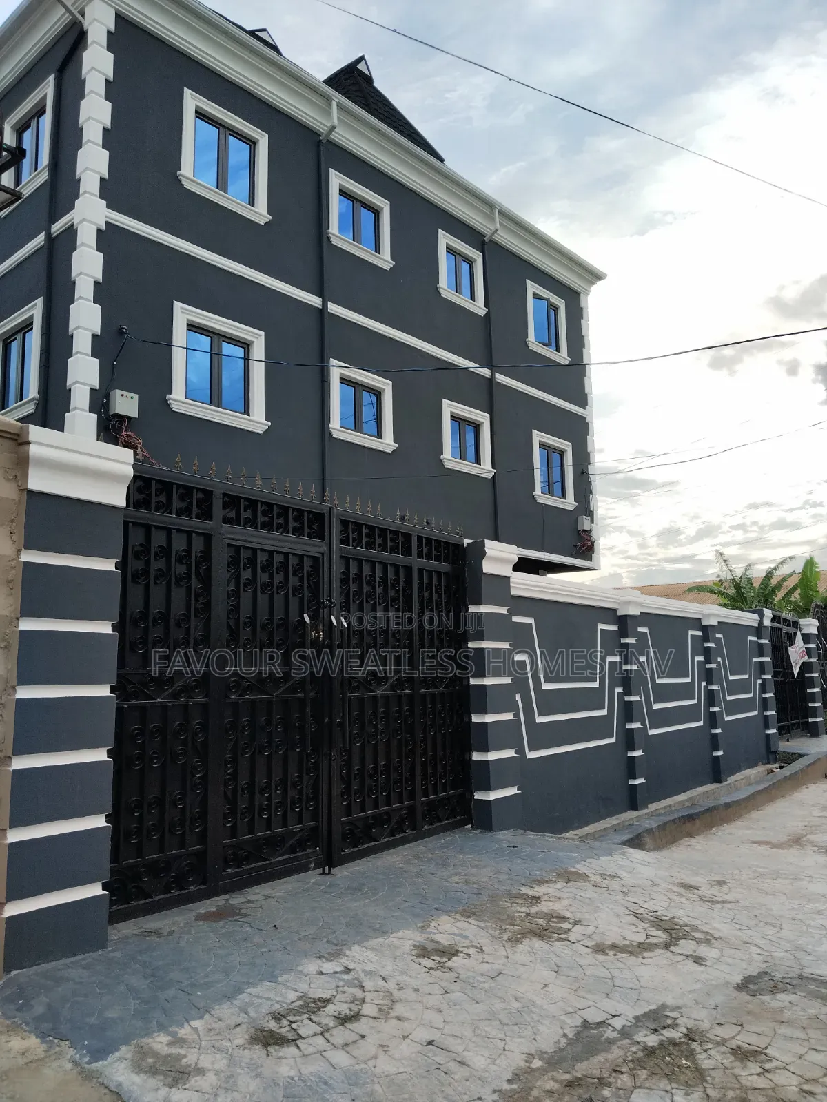 2bdrm Apartment in Magboro  Via Ojodu, Obafemi-Owode for rent in Obafemi-Owode