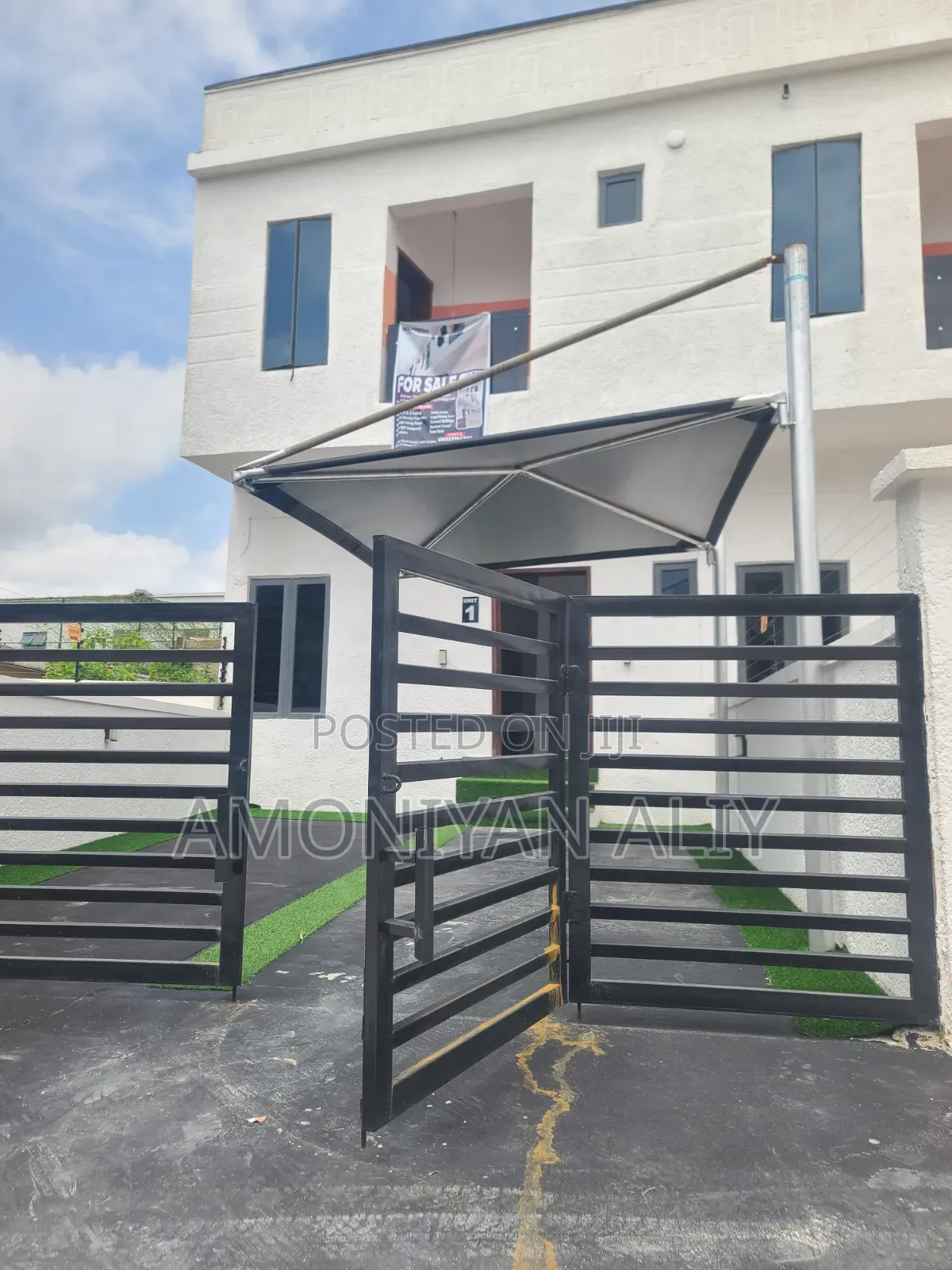 4bdrm Duplex in Close To Abraham, Off Lekki-Epe Expressway for sale in Off Lekki-Epe Expressway
