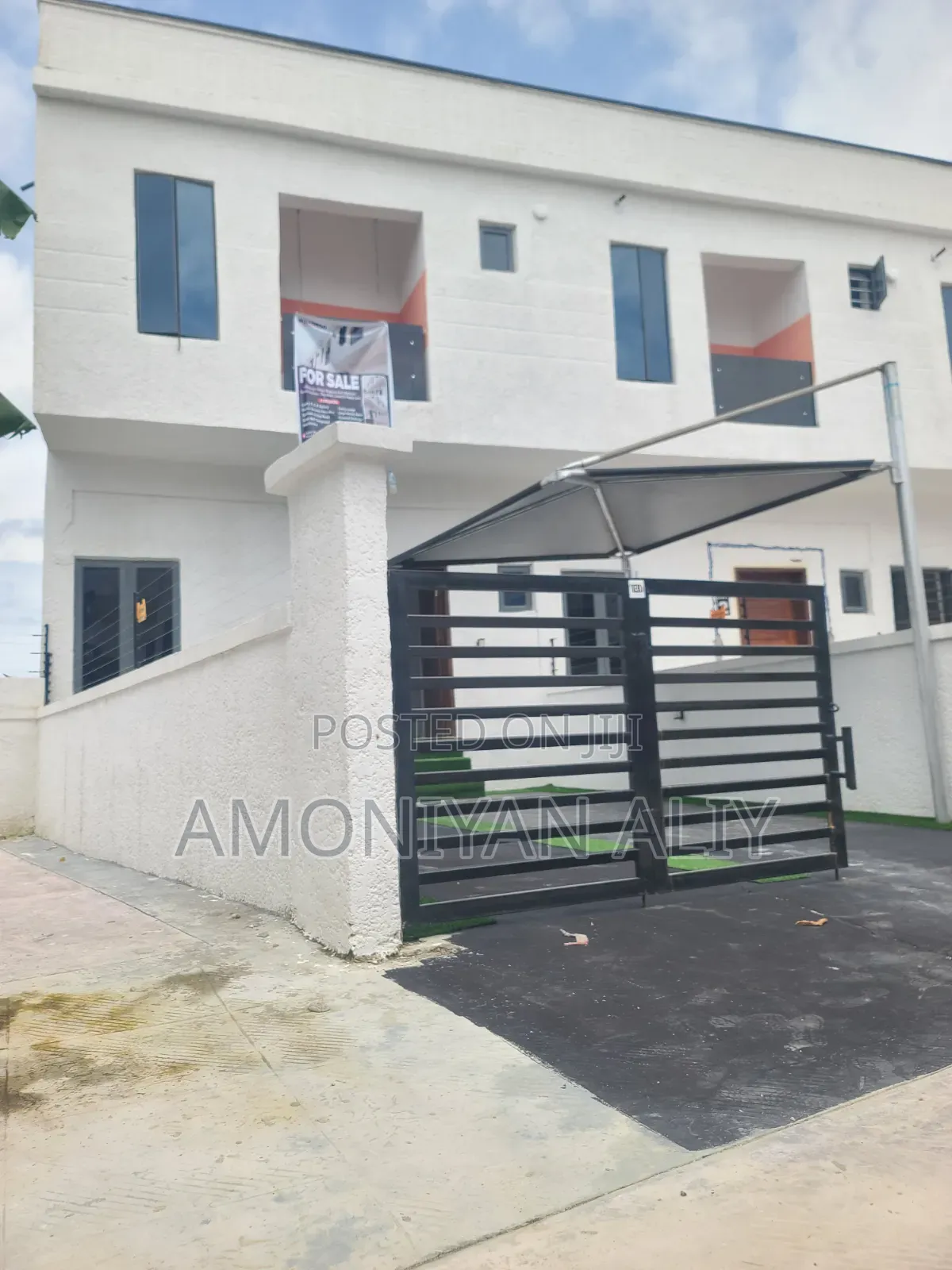 4bdrm Duplex in Close To Abraham, Off Lekki-Epe Expressway for sale in Off Lekki-Epe Expressway