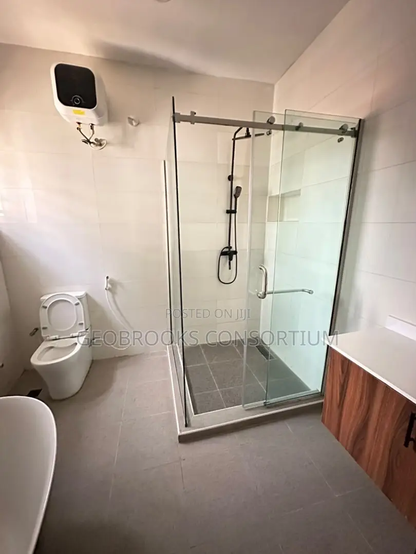 4bdrm Duplex in New Bodija Gra for sale in Bodija