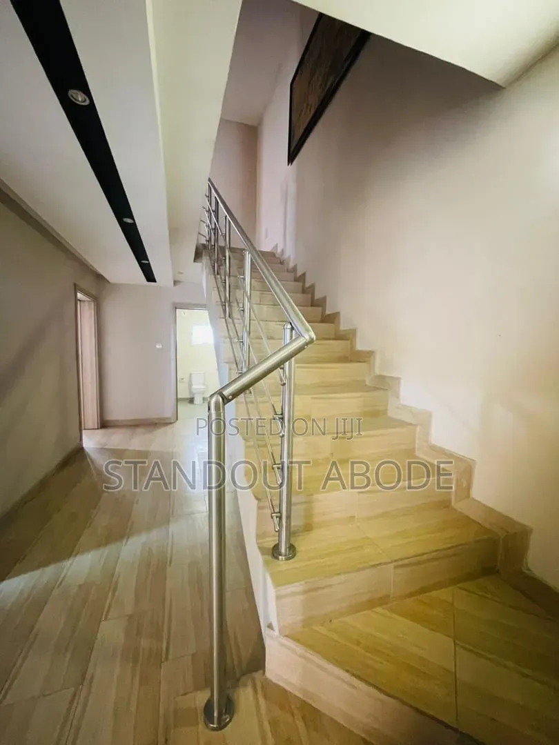 4bdrm Maisonette in Serene And Prime, Ilupeju Industrial Estate in Ilupeju Industrial Estate