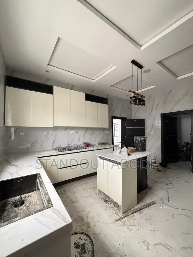 6bdrm Duplex in In A Serene And, Berger for sale in Berger