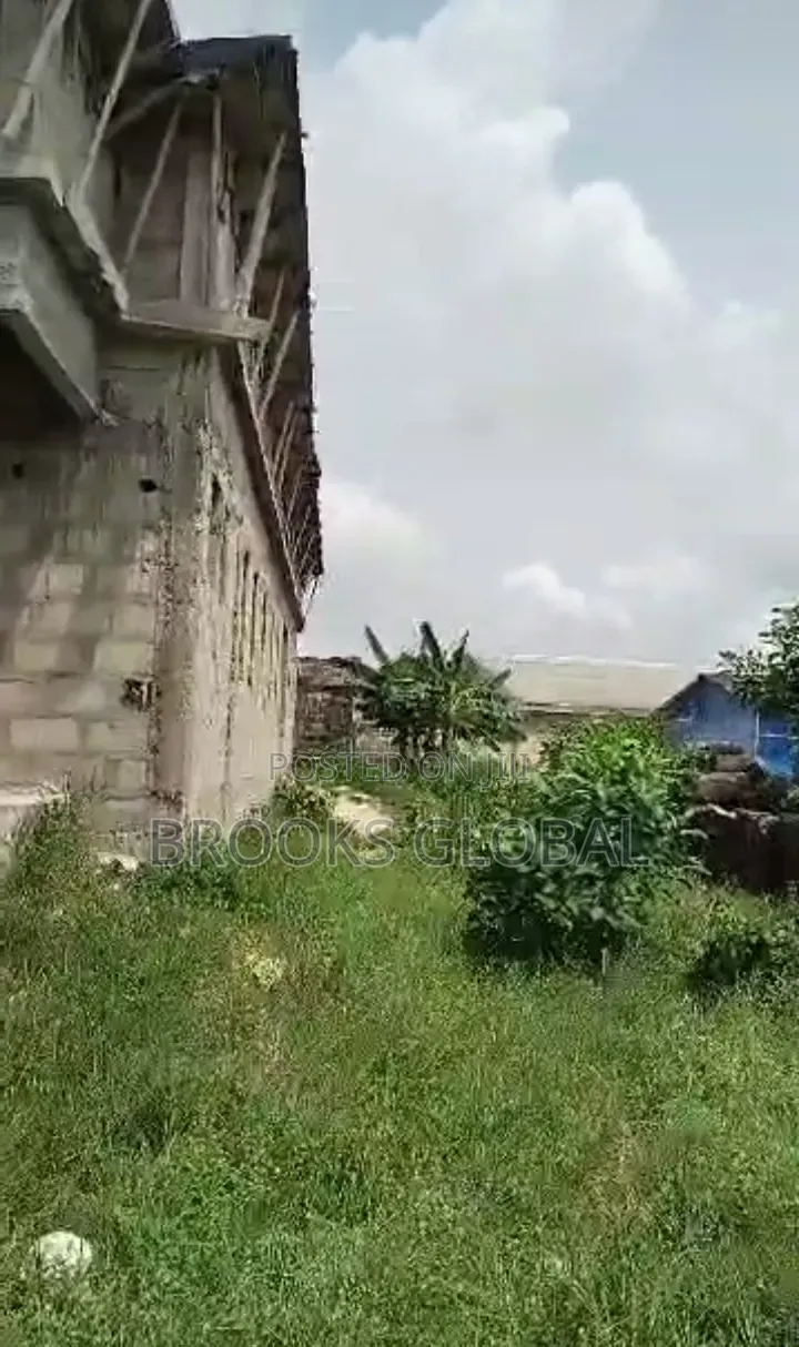 An Uncompleted Building of 3/2 Bedroom at Ugolo Okpe for Sale in Okpe