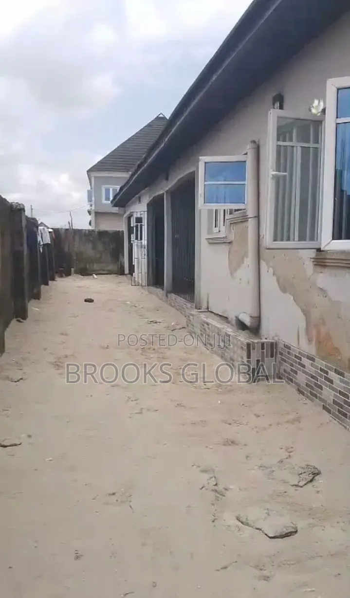 3bdrm Bungalow in Warri for sale in Warri