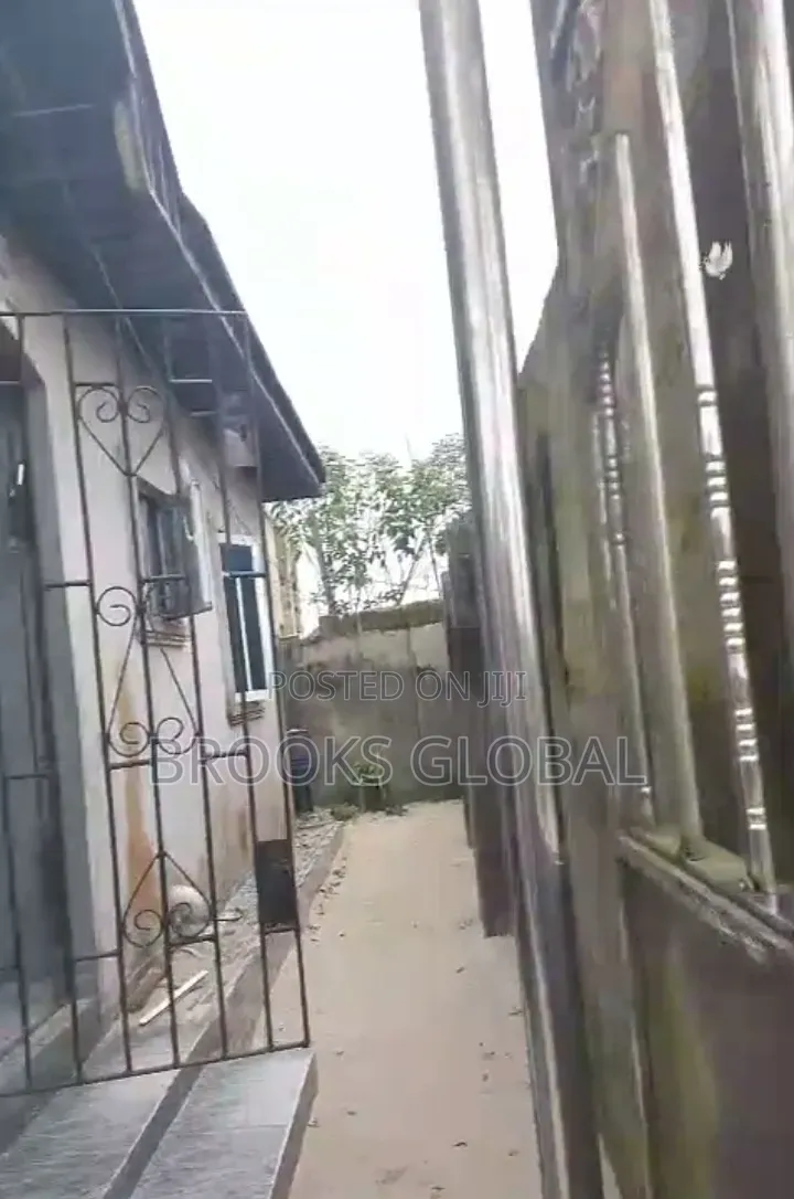 3bdrm Bungalow in Warri for sale in Warri