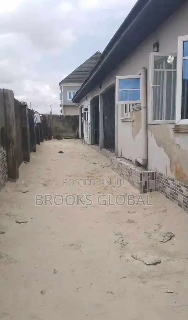 3bdrm Bungalow in Warri for sale in Warri