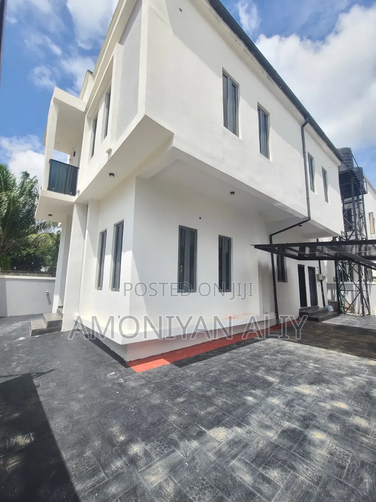 4bdrm Duplex in Close To Abraham, Off Lekki-Epe Expressway for sale in Off Lekki-Epe Expressway