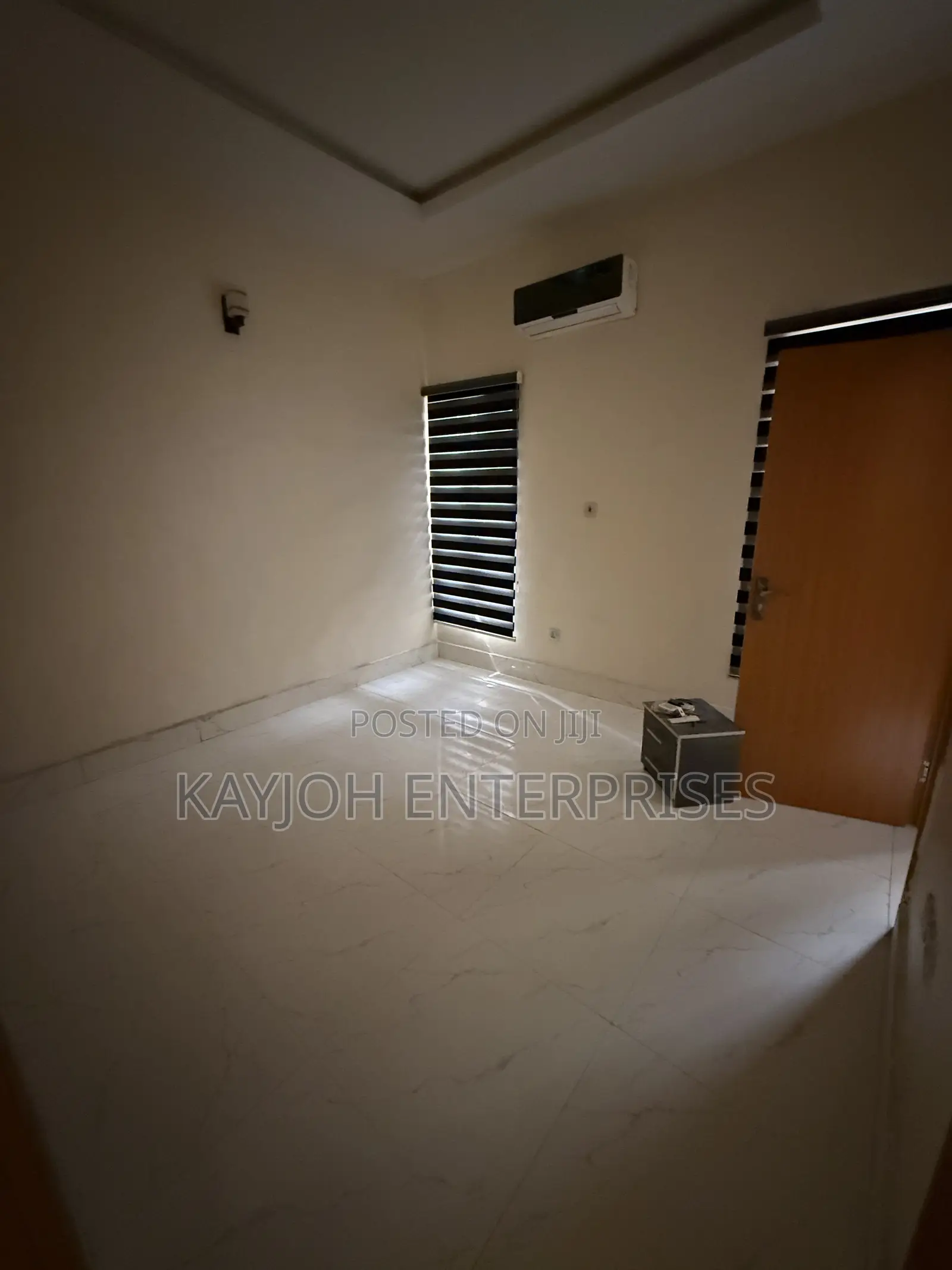 4bdrm Duplex in Ikota Gra for rent in Ikota