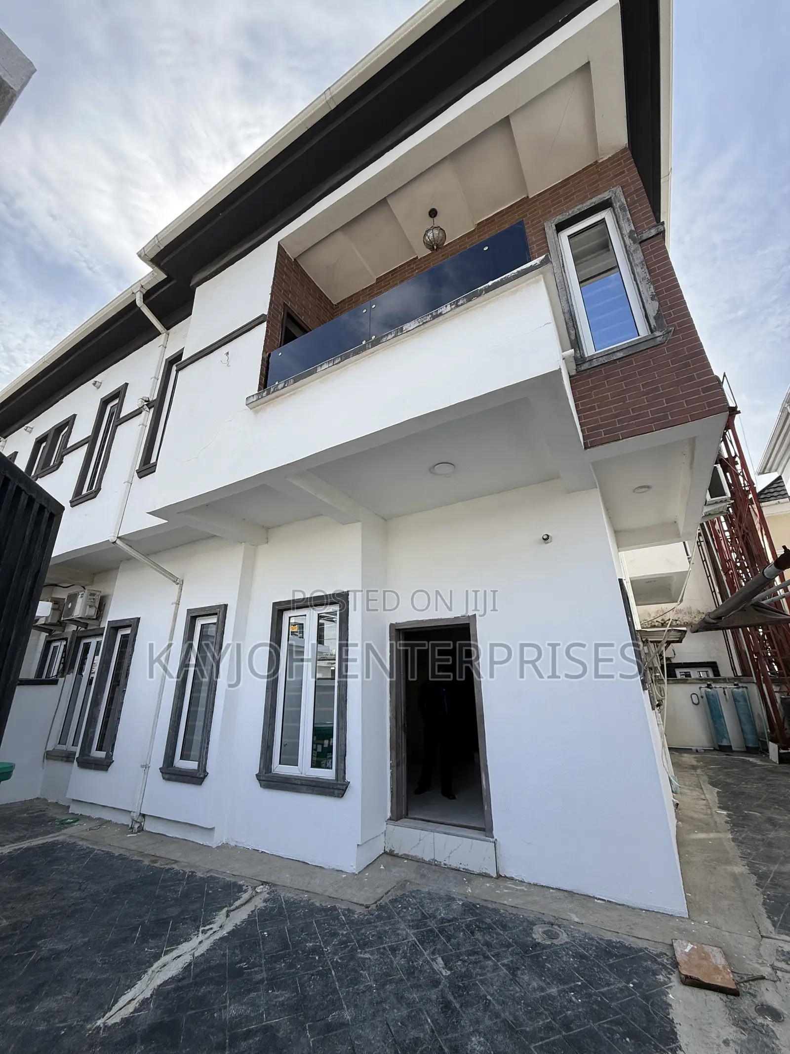 4bdrm Duplex in Ikota Gra for rent in Ikota