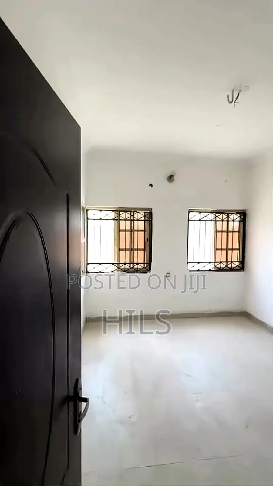 Furnished 1bdrm Duplex in Ajiran Mews, Chevron for rent in Chevron