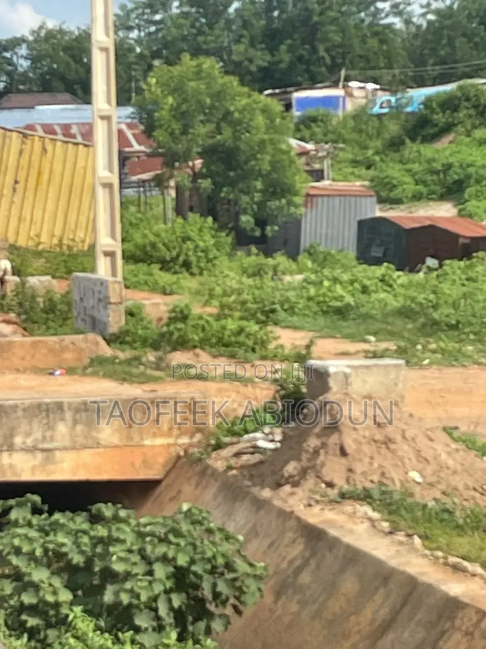 For Sale 35 by 70 Fit at Testing G R Osogbo Testing Ground Roundabout in Olorunda-Osun