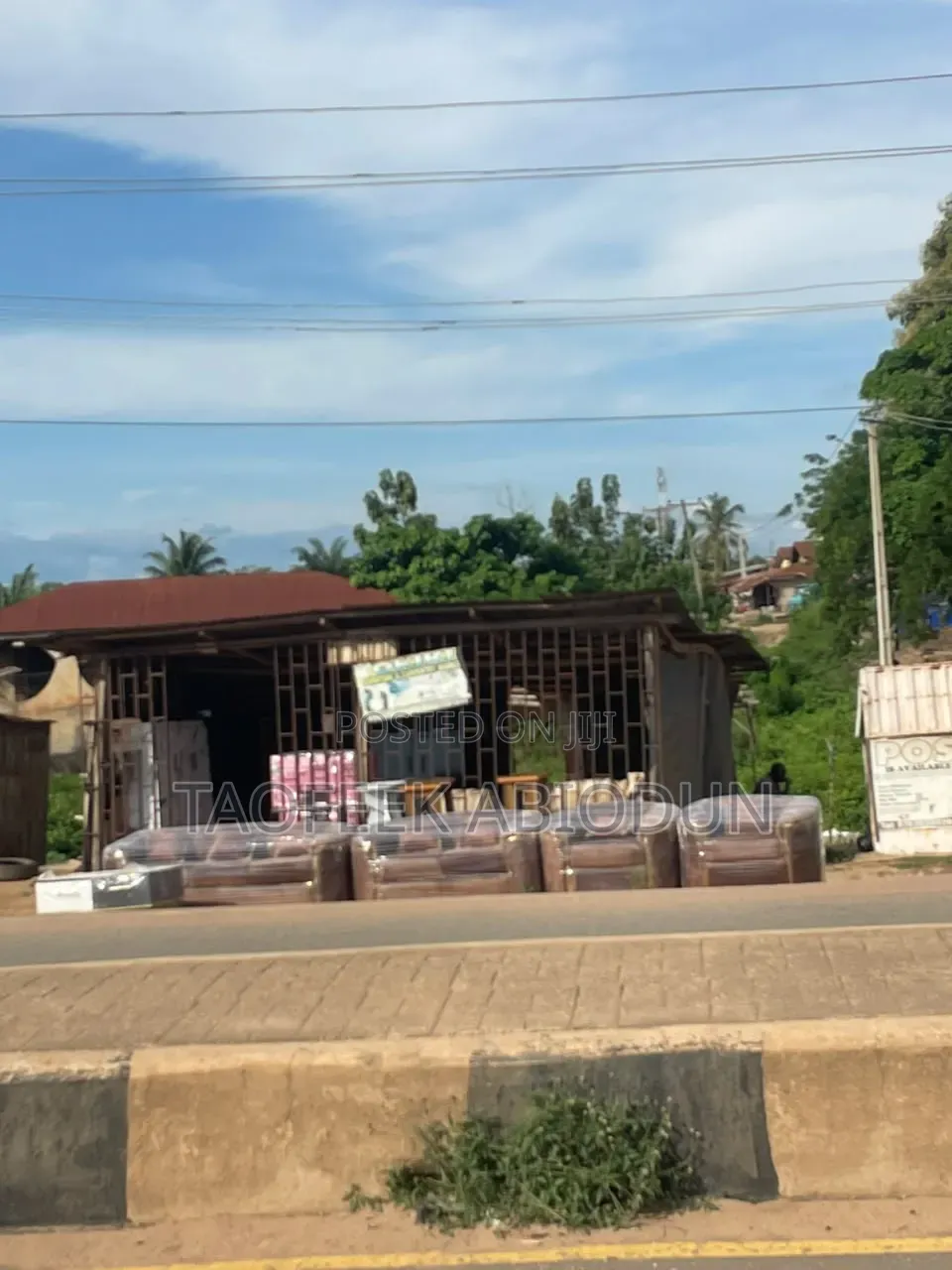 For Sale 35 by 70 Fit at Testing G R Osogbo Testing Ground Roundabout in Olorunda-Osun
