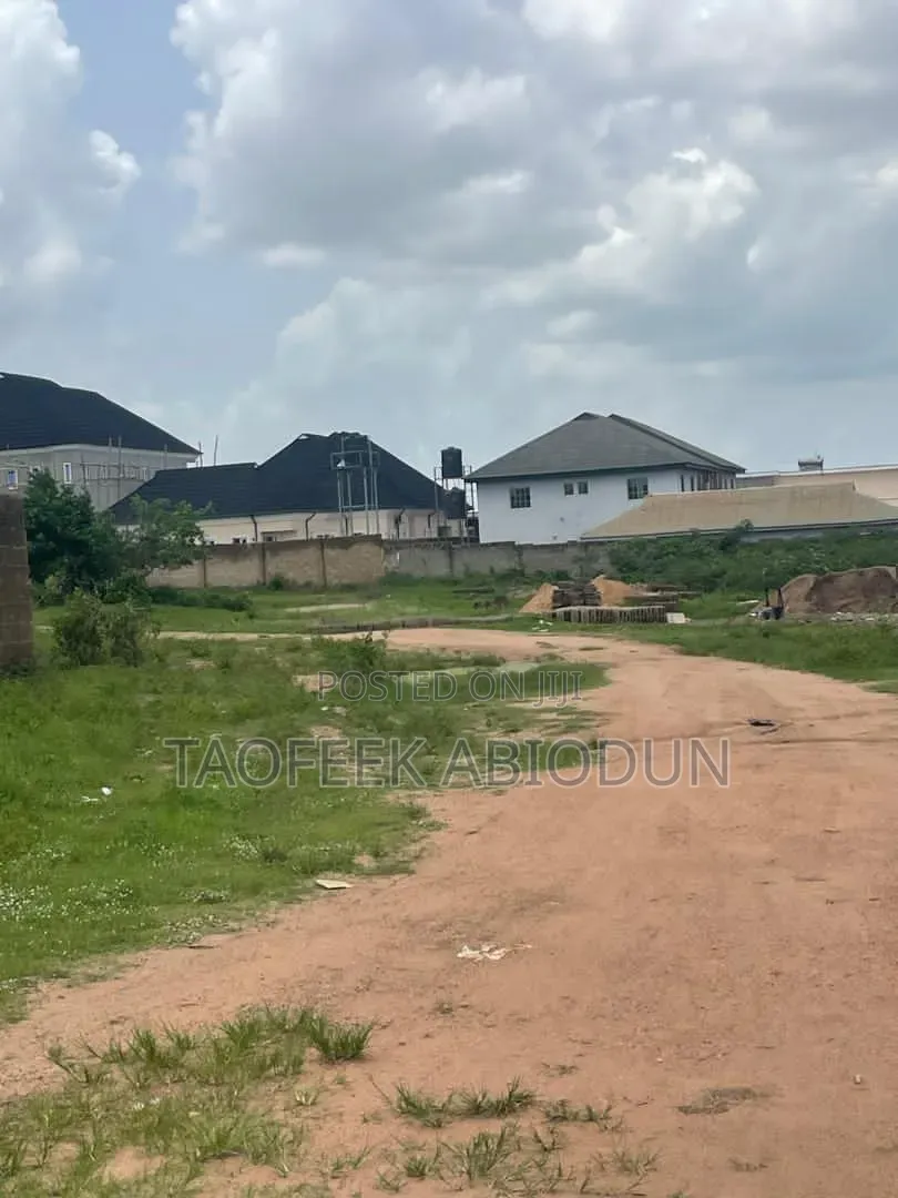 Furnished 2bdrm Block of Flats in For Sale 4 Unit Of 2, Olorunda-Osun in Olorunda-Osun