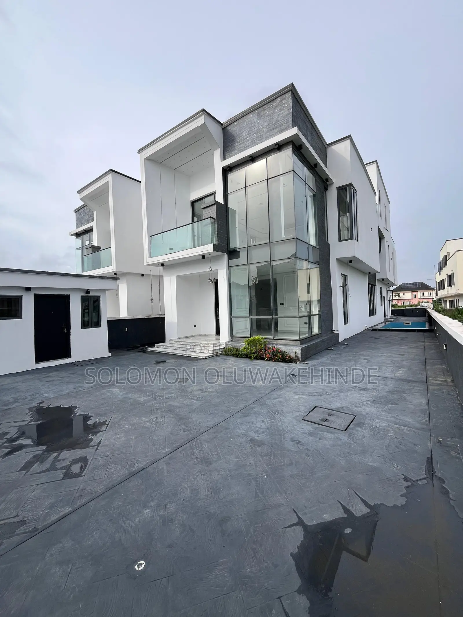 5bdrm Duplex in Ajah for sale in Ajah