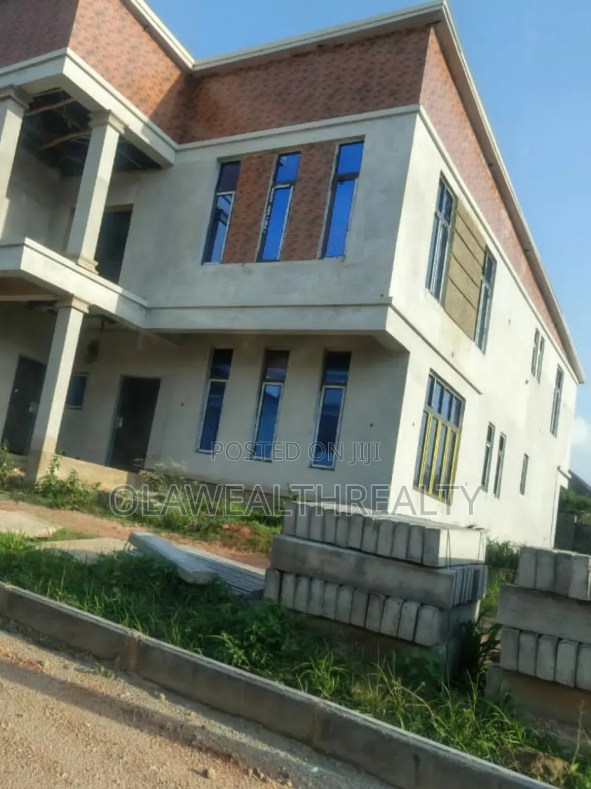 4bdrm Duplex in Karsana for sale in Karsana