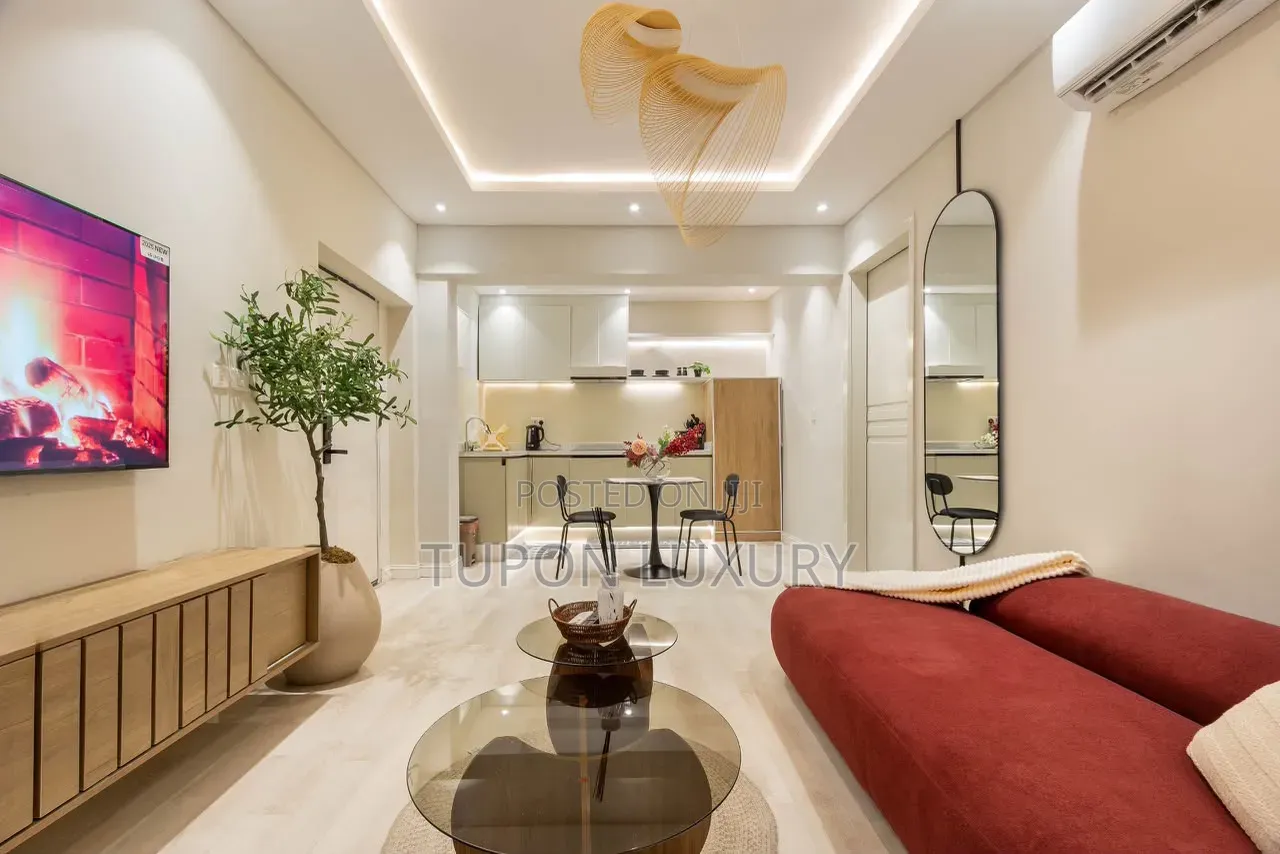 Luxury 1bed With Gym, 24 Hours Electricity and Security in Lekki Phase 1
