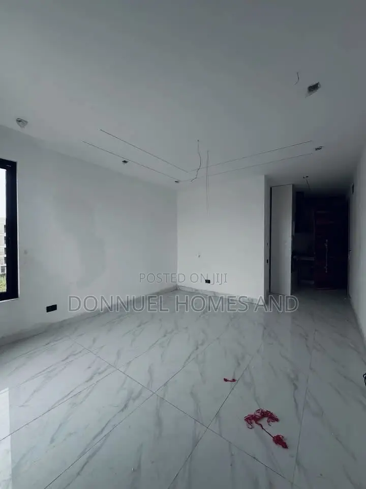 Mini Flat in Lekki Phase 1 for rent in Lekki Phase 1