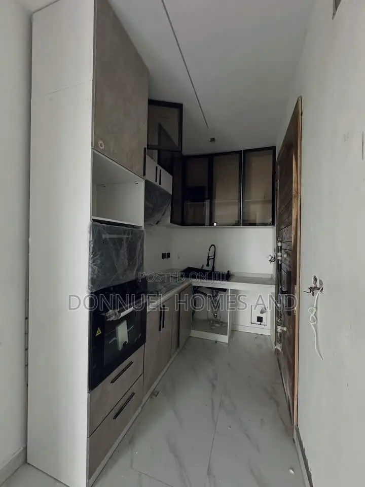 Mini Flat in Lekki Phase 1 for rent in Lekki Phase 1