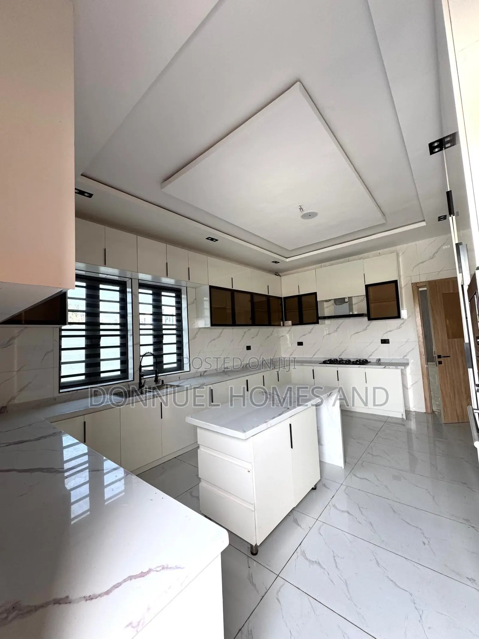 5bdrm Duplex in Ilaje for rent in Ilaje