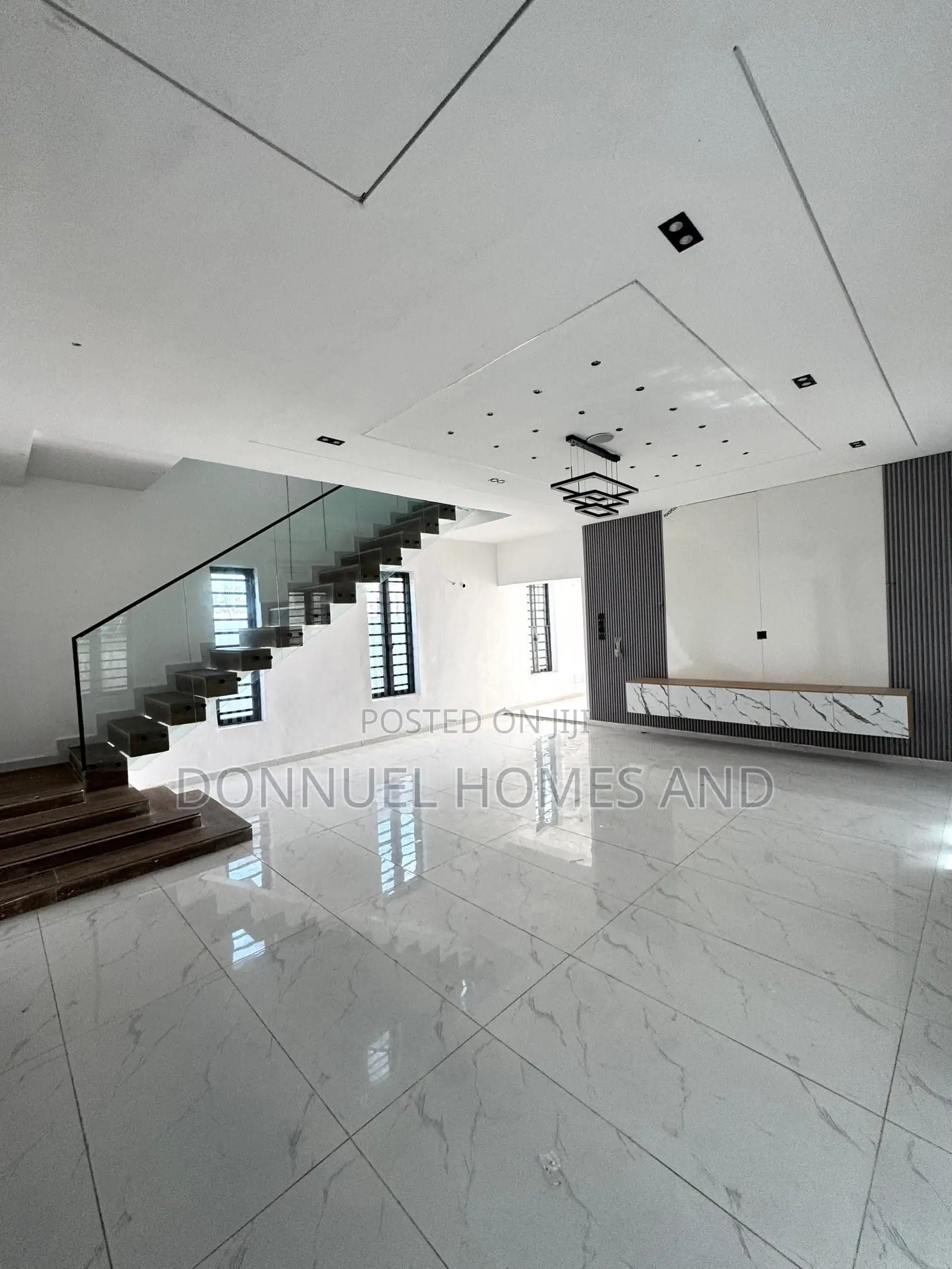 5bdrm Duplex in Ilaje for rent in Ilaje