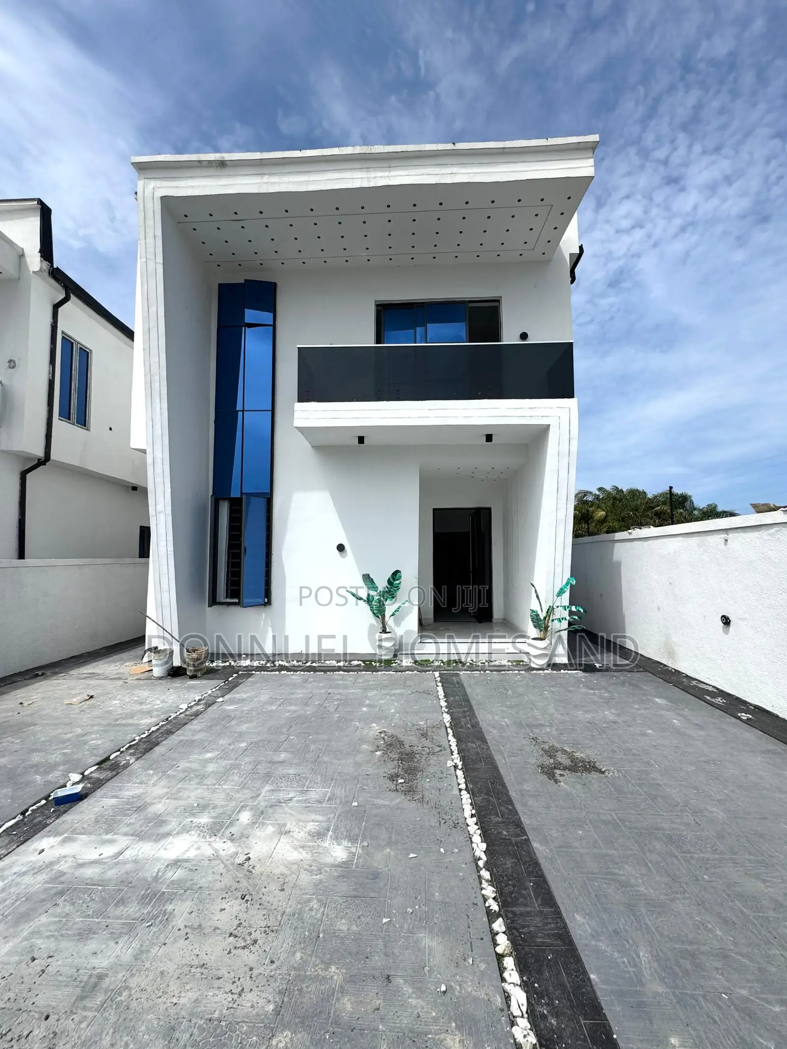 5bdrm Duplex in Ilaje for rent in Ilaje