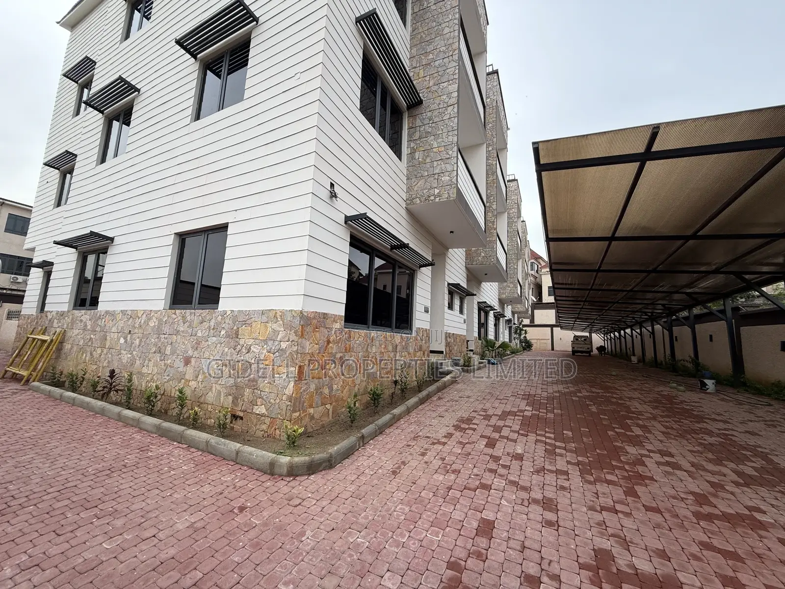 4bdrm Townhouse/Terrace in Wuye for sale in Wuye