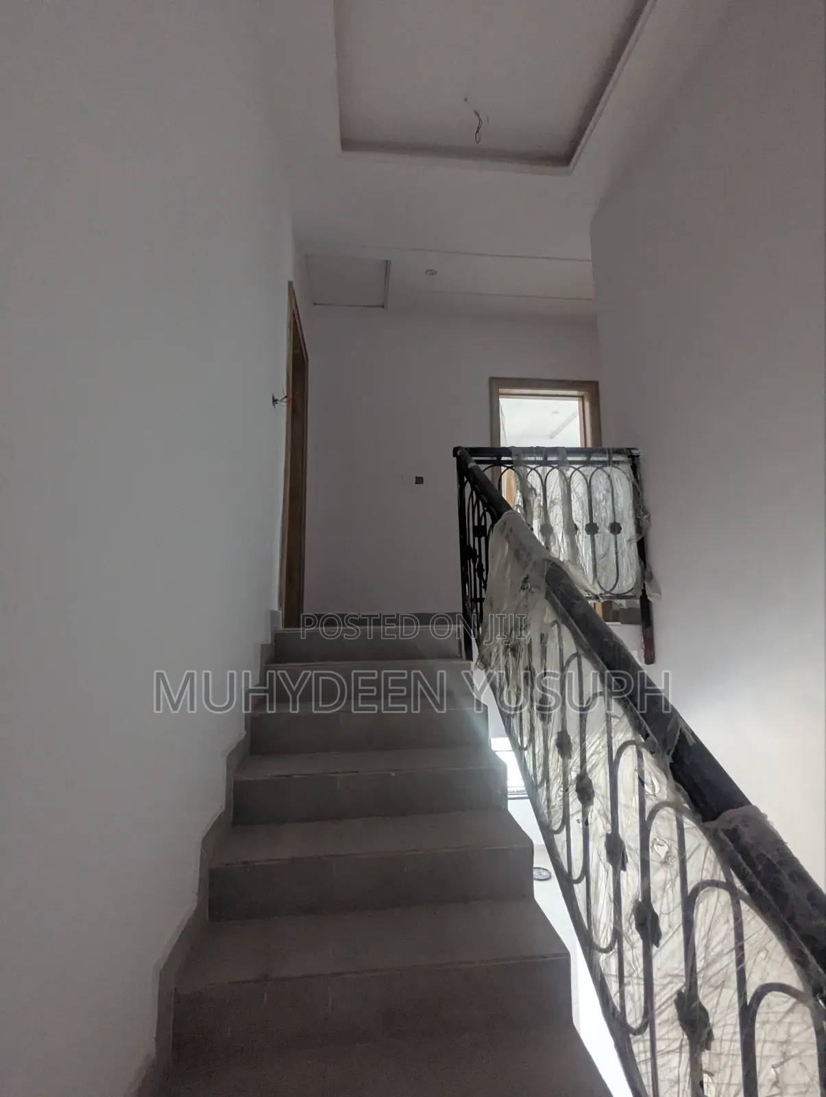4bdrm Duplex in Allen Avenue for rent in Allen Avenue