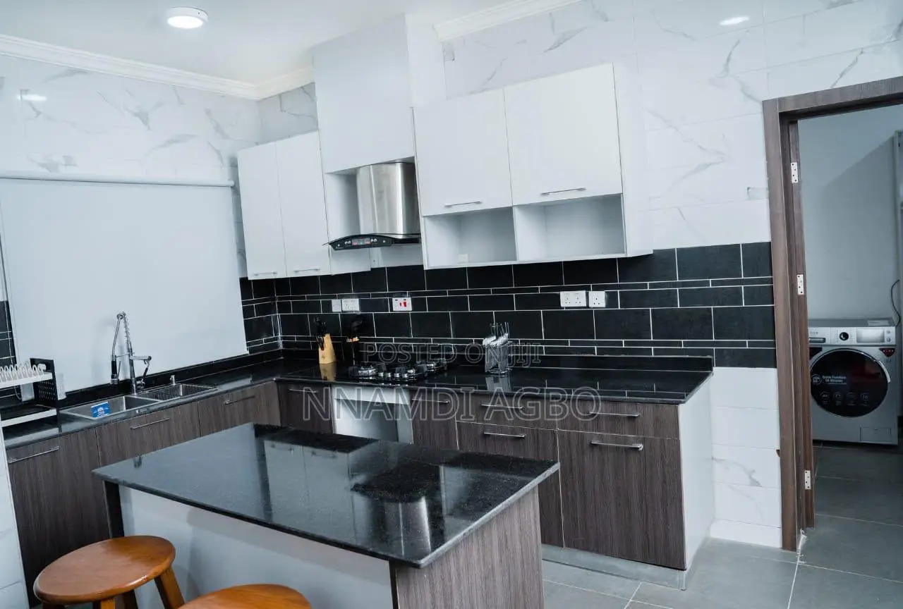 Furnished 3bdrm Apartment in Ahmadu Bello Way for rent in Ahmadu Bello Way