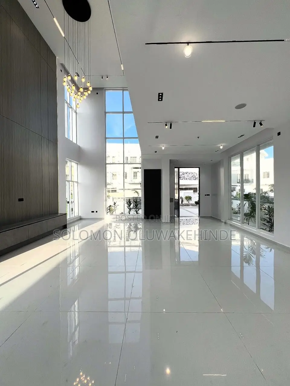 5bdrm Duplex in Osapa London for sale in Osapa london