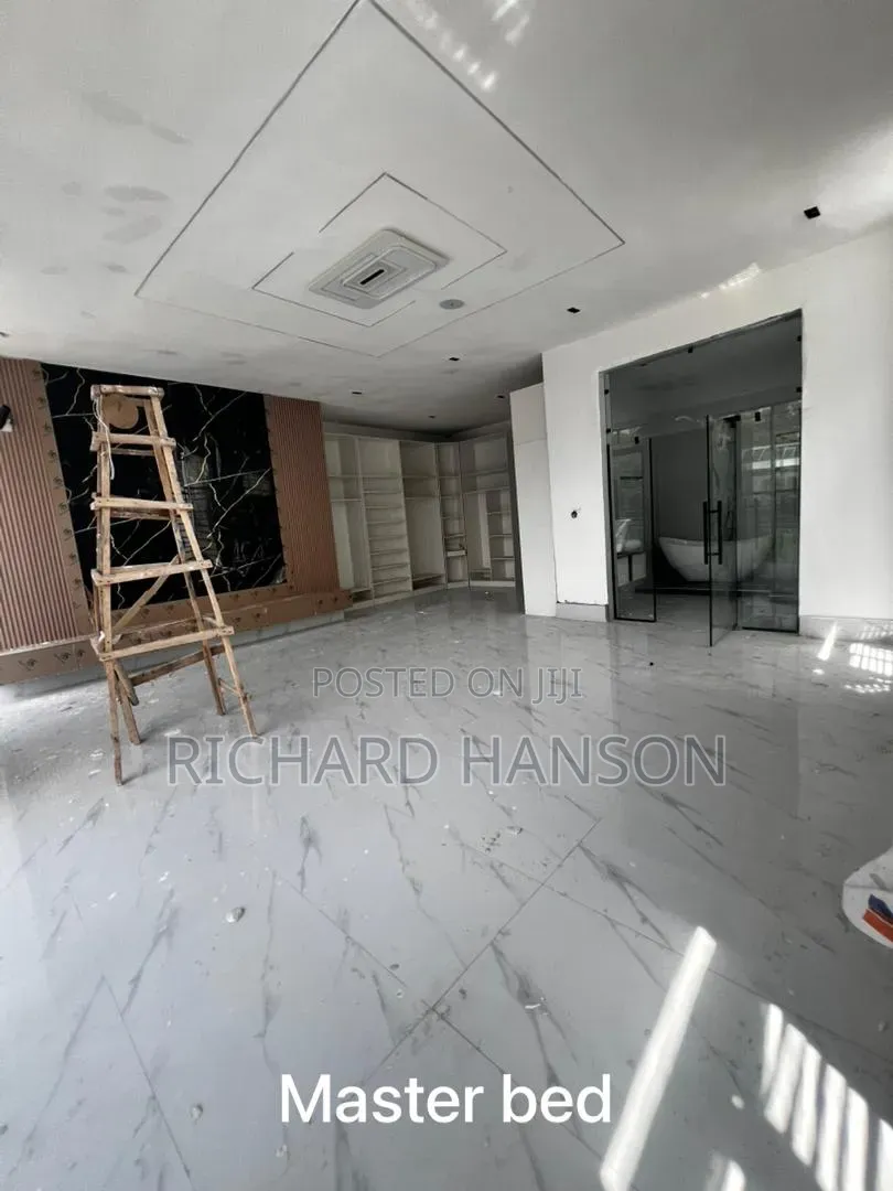 5bdrm Duplex in Video Available, Ado / Ajah for rent in Ado / Ajah