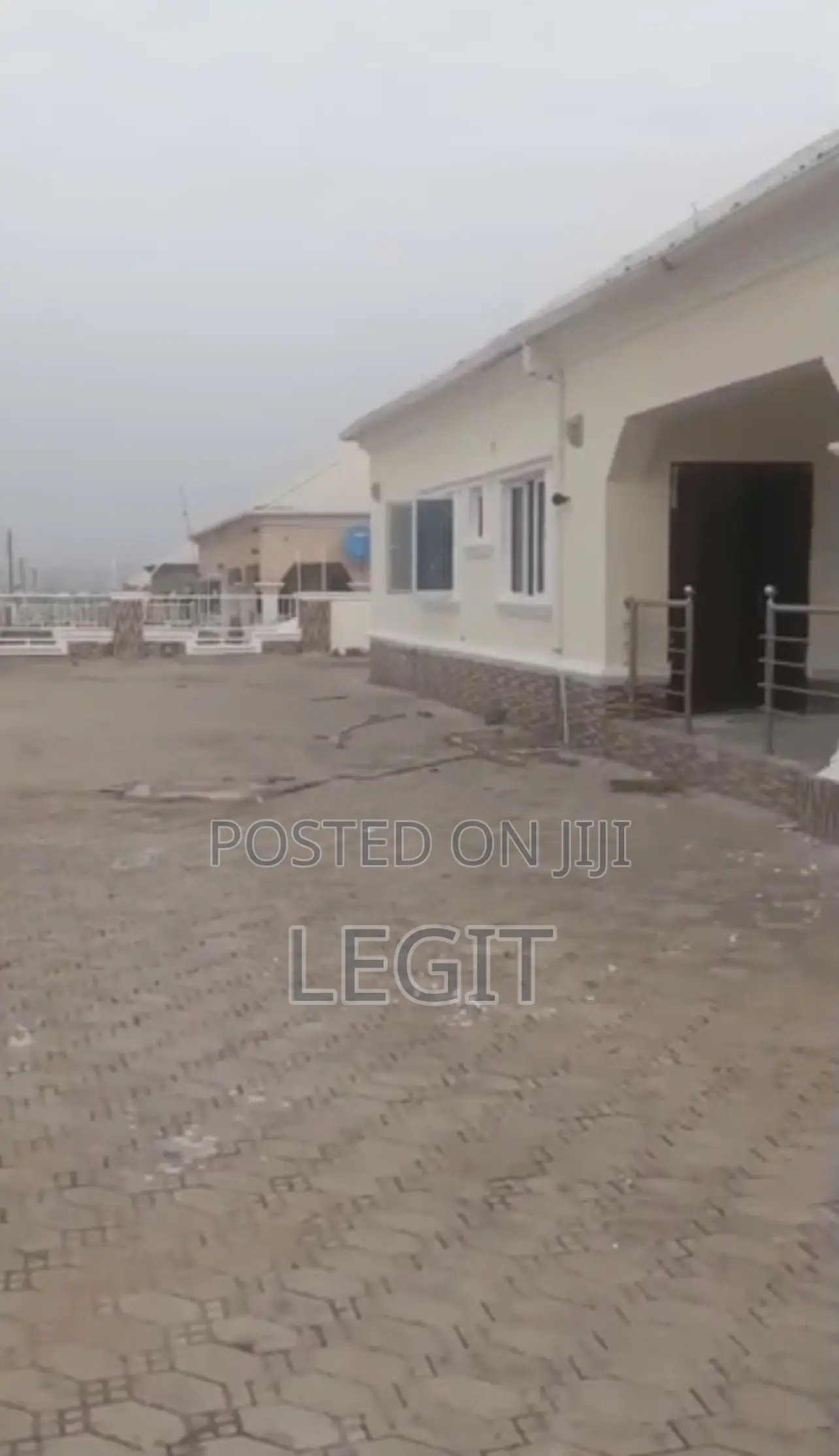 3bdrm Bungalow in Lugbe District for sale in Lugbe District