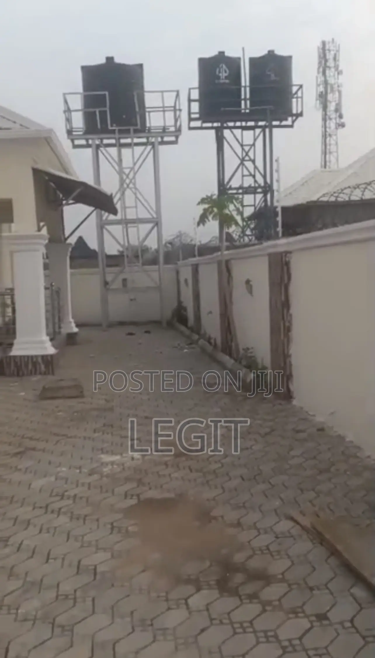 3bdrm Bungalow in Lugbe District for sale in Lugbe District