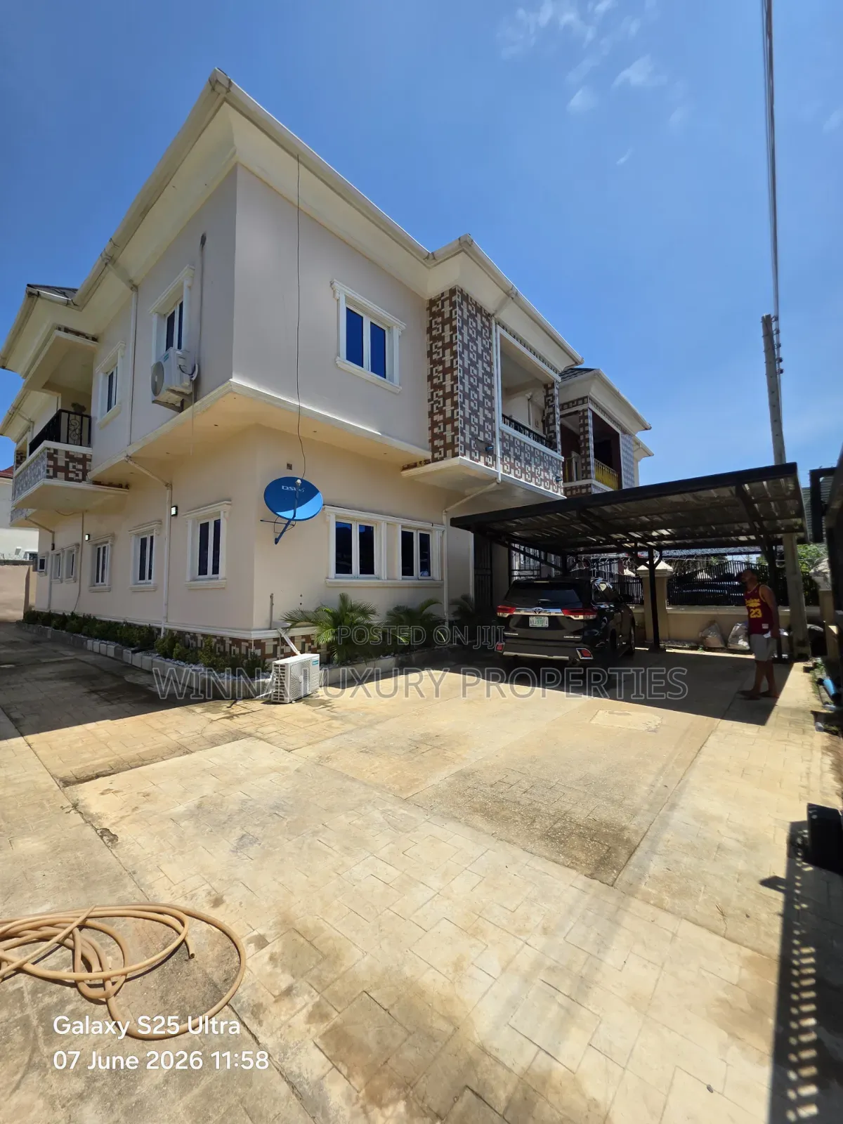 4bdrm Duplex in Gold City Estate, Lugbe District for sale in Lugbe District