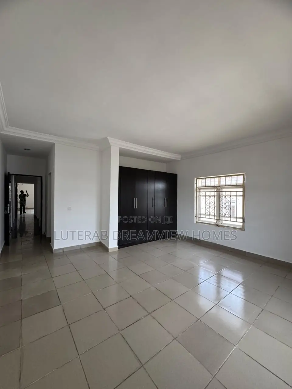 3bdrm Block of Flats in Wuye for rent in Wuye