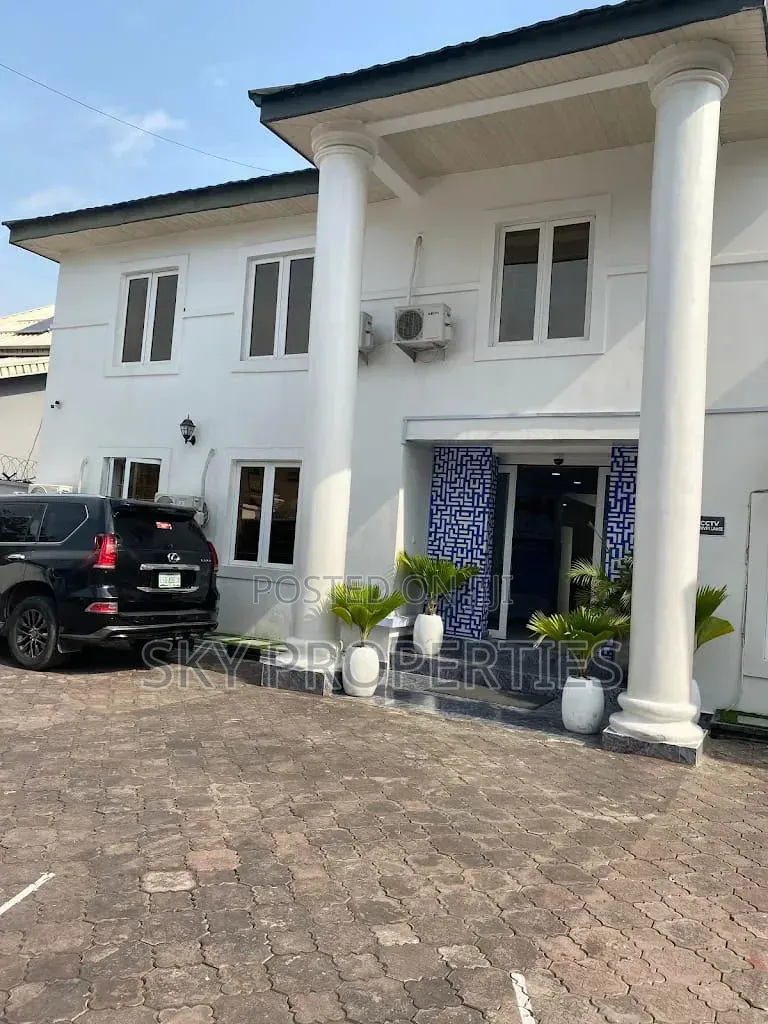 10bdrm House in Fhase1, Lekki Phase 1 for sale in Lekki Phase 1