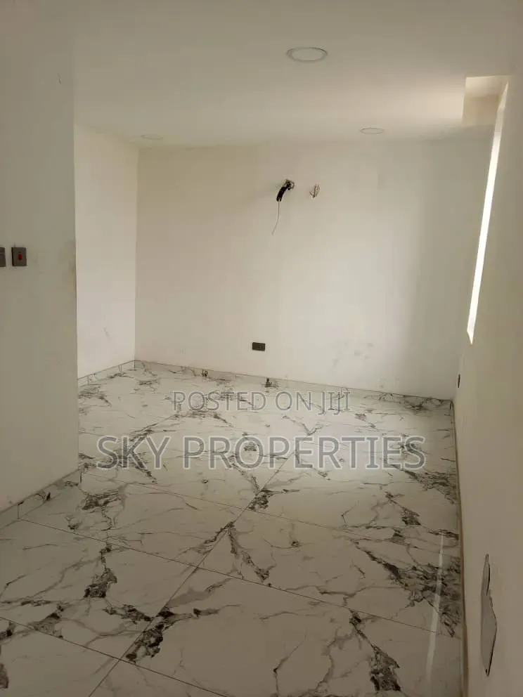 200 Sqms's Office Space for Rent in Lekki Phase 1
