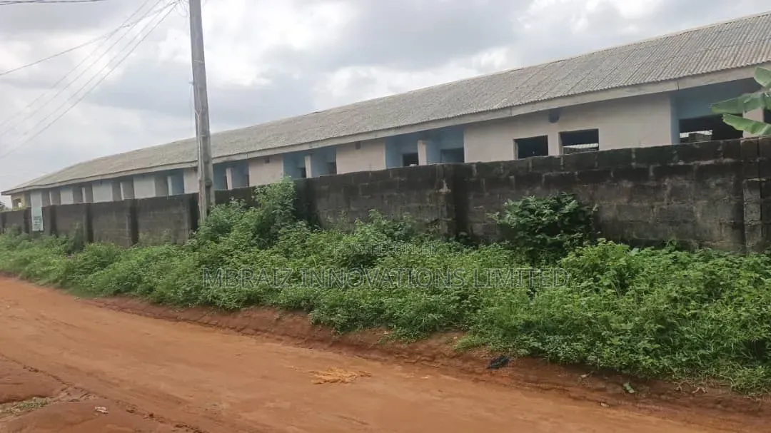 7bdrm Bungalow in Ikorodu for sale in Ikorodu
