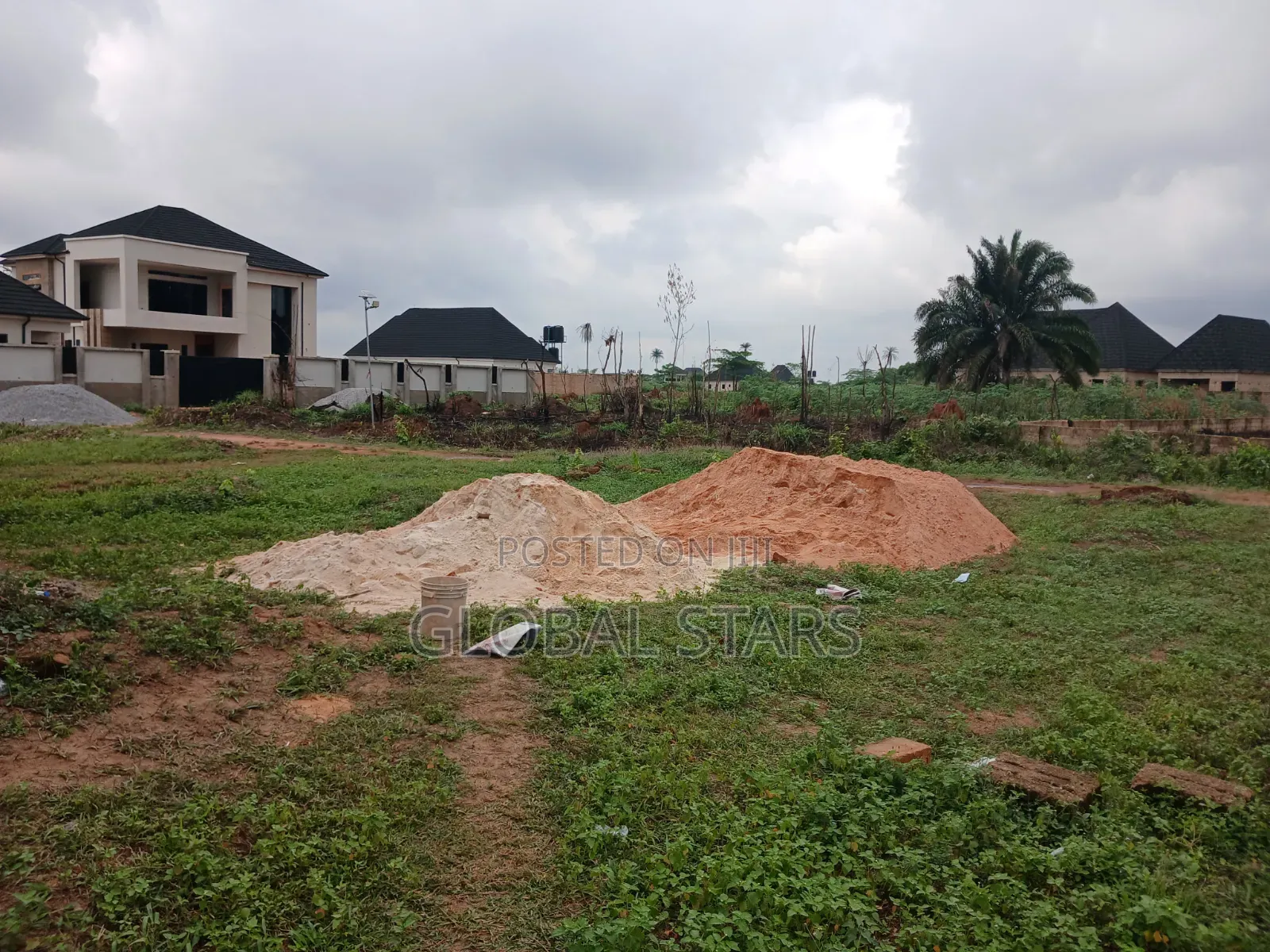 100 by 100 Plots of Land for Sale at Global Estate, Auchi/Agbor Road in Benin City