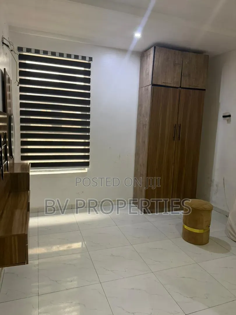 2bdrm Apartment in Van Daniels Estate, Lekki Phase 2 for rent in Lekki Phase 2