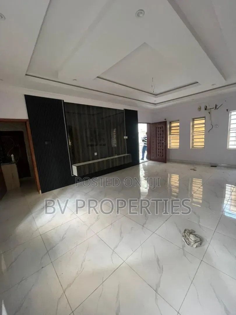2bdrm Apartment in Chevron for rent in Chevron