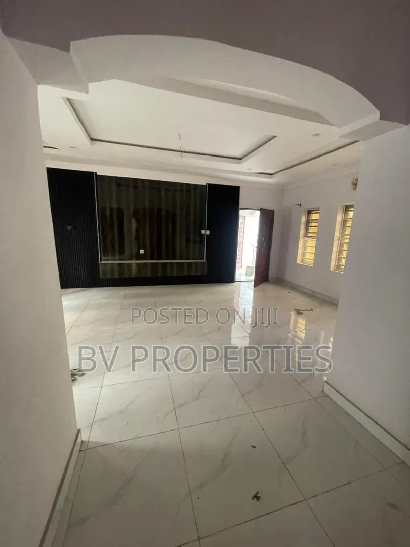 2bdrm Apartment in Chevron for rent in Chevron