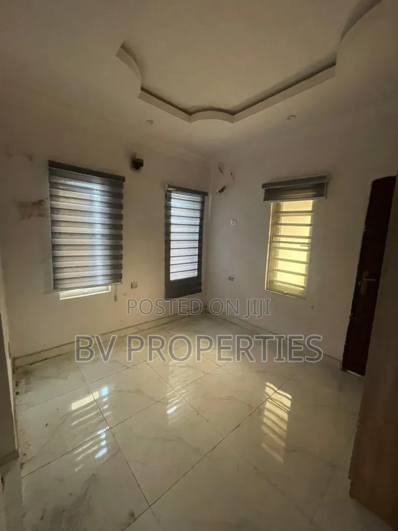 2bdrm Apartment in Chevron for rent in Chevron