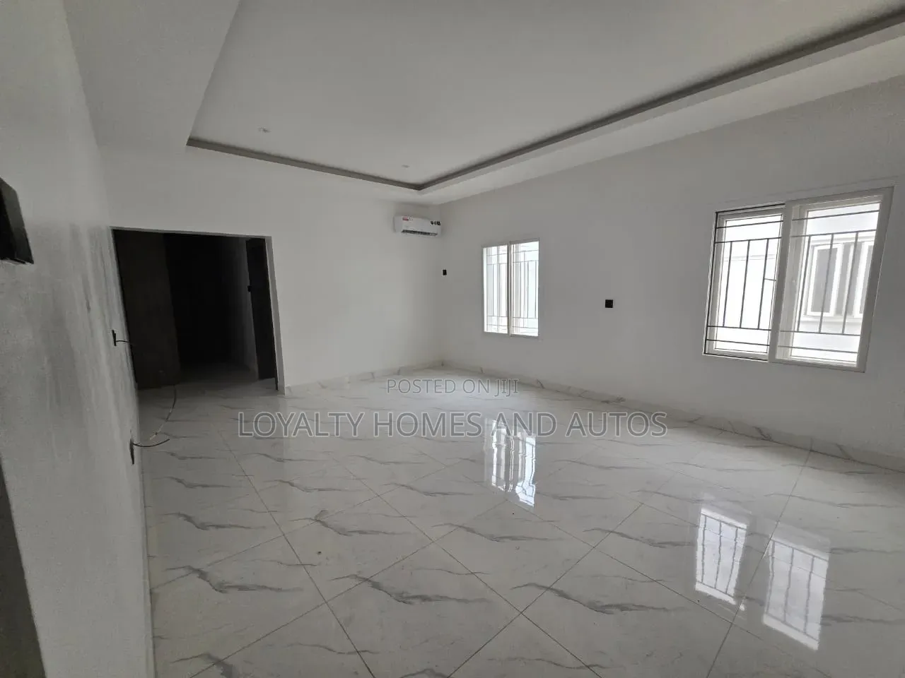 4bdrm Duplex in Adeniyi Jones for sale in Adeniyi Jones
