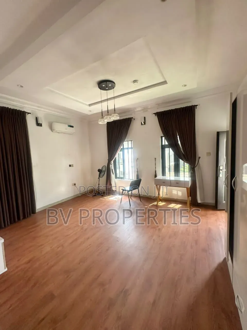3bdrm Apartment in Osapa london for rent in Osapa london
