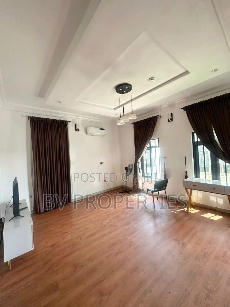 3bdrm Apartment in Osapa london for rent in Osapa london