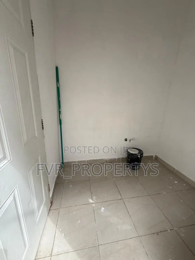 1bdrm Bedsitter in Eletu, Osapa london for rent in Osapa london