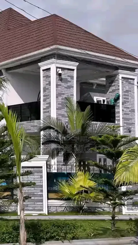 Furnished 6bdrm Duplex in Idu for sale in Idu